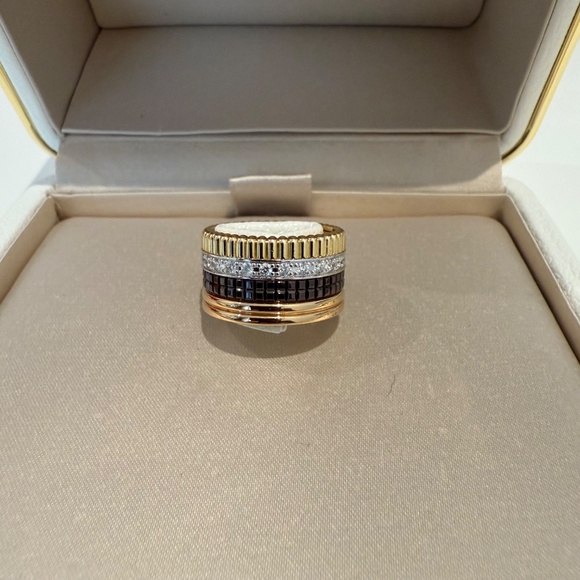 Boucheron Quatre Classique Large Ring - Picture 7 of 9